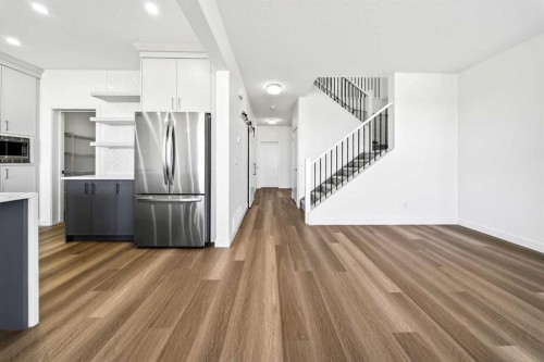 152 Copperhead Road Se, Calgary, AB - Indoor Photo Showing Kitchen