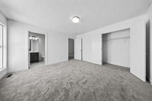 152 Copperhead Road Se, Calgary, AB - Indoor Photo Showing Other Room