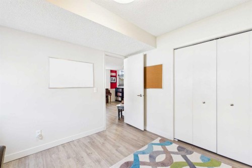 14 Citadel Drive Nw, Calgary, AB - Indoor Photo Showing Other Room