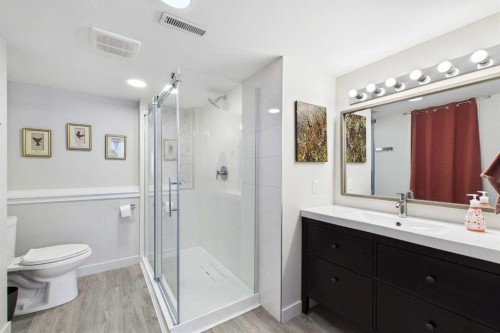 14 Citadel Drive Nw, Calgary, AB - Indoor Photo Showing Bathroom