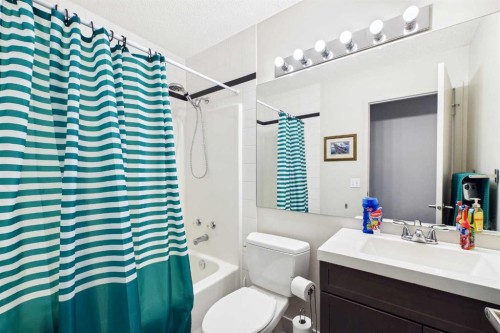 14 Citadel Drive Nw, Calgary, AB - Indoor Photo Showing Bathroom