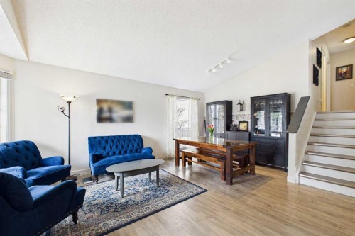 14 Citadel Drive Nw, Calgary, AB - Indoor Photo Showing Living Room