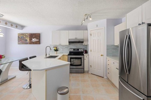 271 Citadel Meadow Grove Nw, Calgary, AB - Indoor Photo Showing Other Room