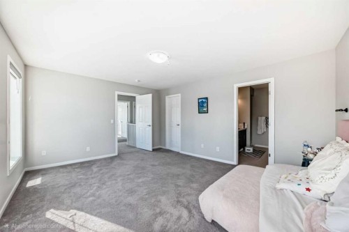 126 Cityspring Gate Ne, Calgary, AB - Indoor Photo Showing Bedroom