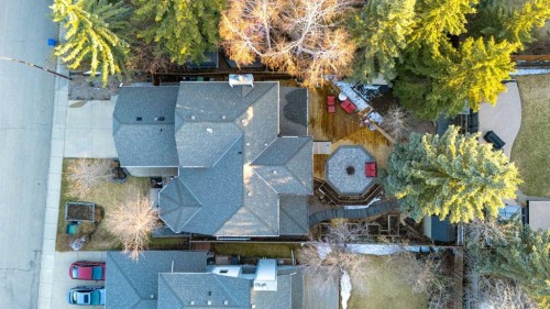 9915 Patton Road Sw, Calgary, AB - Outdoor