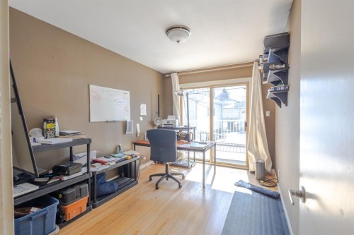 719 27 Avenue Nw, Calgary, AB - Indoor Photo Showing Office