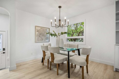 235 Lake Rosen Crescent Se, Calgary, AB - Indoor Photo Showing Dining Room