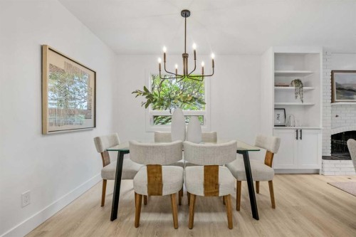 235 Lake Rosen Crescent Se, Calgary, AB - Indoor Photo Showing Dining Room