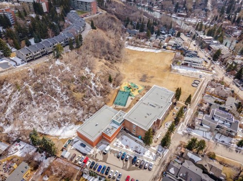 710 Rideau Road Sw, Calgary, AB - Outdoor With View