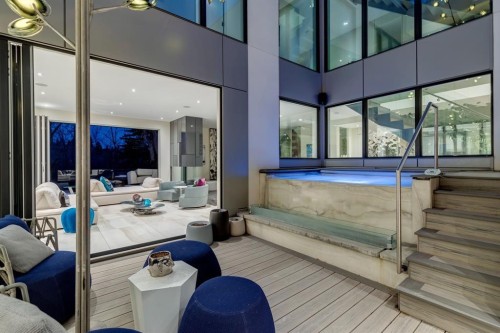 710 Rideau Road Sw, Calgary, AB - Indoor Photo Showing Other Room