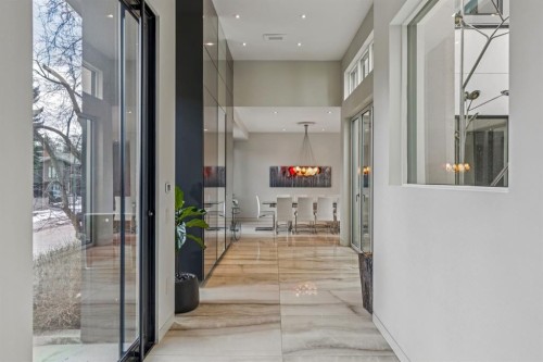 710 Rideau Road Sw, Calgary, AB - Indoor Photo Showing Other Room