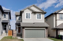317 Panora Way NW Calgary, AB T3K 0V1
