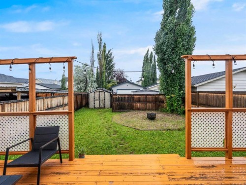 68 Bridleridge Gardens Sw, Calgary, AB - Outdoor With Deck Patio Veranda