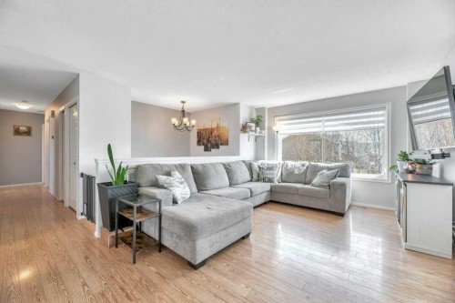 191 Strathaven Crescent, Strathmore, AB - Indoor Photo Showing Living Room