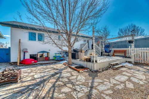 191 Strathaven Crescent, Strathmore, AB - Outdoor With Deck Patio Veranda
