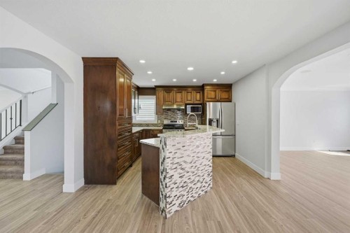 256 Saddlecrest Boulevard Ne, Calgary, AB - Indoor Photo Showing Kitchen