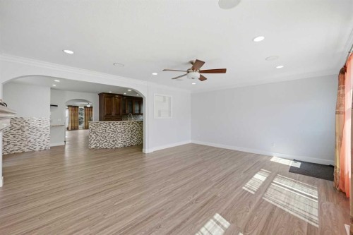 256 Saddlecrest Boulevard Ne, Calgary, AB - Indoor