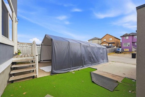 256 Saddlecrest Boulevard Ne, Calgary, AB - Outdoor