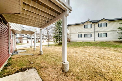 112 Country Village Cape Ne, Calgary, AB - Outdoor