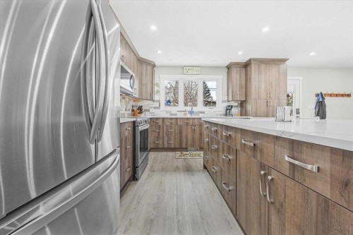 9743 Austin Road Se, Calgary, AB - Indoor Photo Showing Kitchen With Upgraded Kitchen