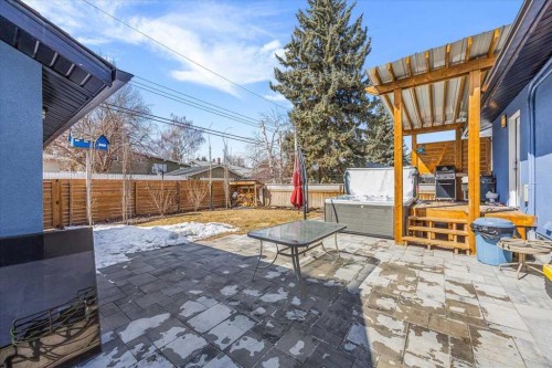 9743 Austin Road Se, Calgary, AB - Outdoor