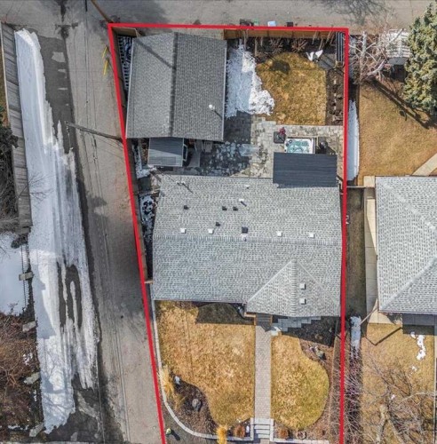 9743 Austin Road Se, Calgary, AB -  With Storage