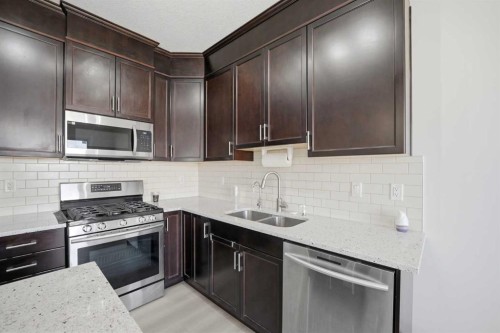 193 Cityscape Gardens Ne, Calgary, AB - Indoor Photo Showing Kitchen With Double Sink With Upgraded Kitchen