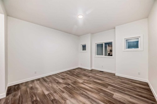 76 Tuscany Summit Square Nw, Calgary, AB - Indoor Photo Showing Other Room