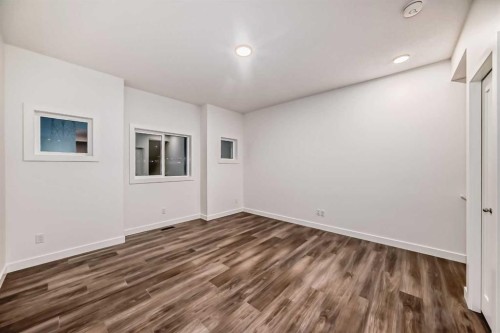 76 Tuscany Summit Square Nw, Calgary, AB - Indoor Photo Showing Other Room