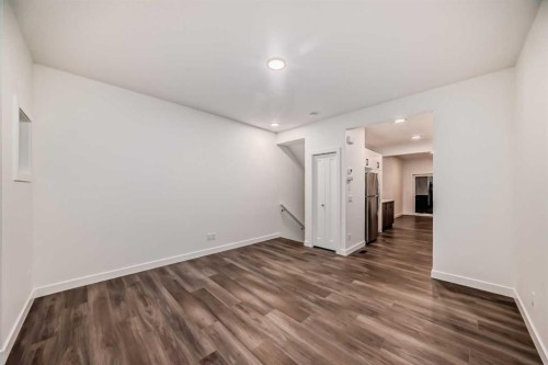 76 Tuscany Summit Square Nw, Calgary, AB - Indoor Photo Showing Other Room