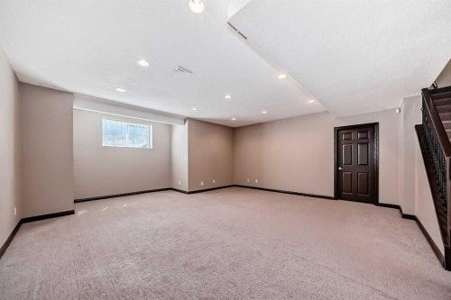 229 Panamount Road Nw, Calgary, AB - Indoor Photo Showing Other Room
