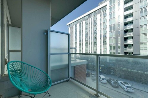 402-46 9 Street Ne, Calgary, AB - Outdoor With Balcony