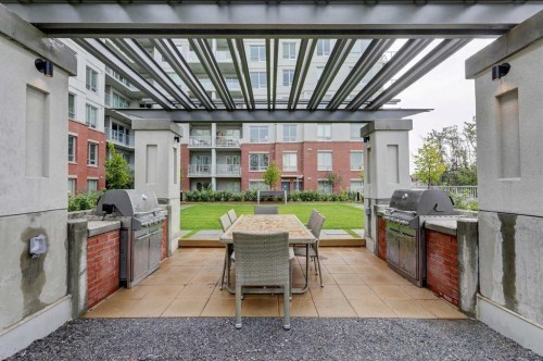 402-46 9 Street Ne, Calgary, AB - Outdoor
