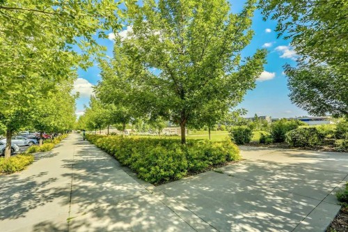 402-46 9 Street Ne, Calgary, AB - Outdoor With View