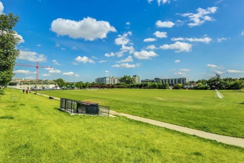 402-46 9 Street Ne, Calgary, AB - Outdoor With View