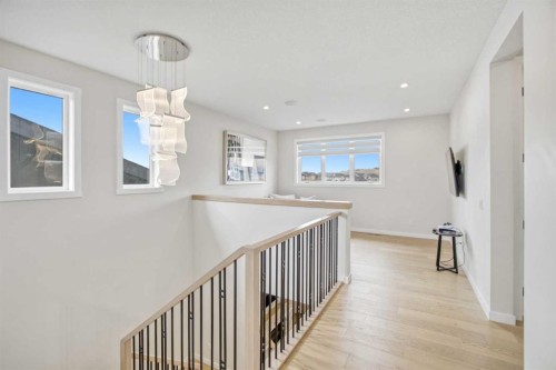 1104 Cranbrook Gardens Se, Calgary, AB - Indoor Photo Showing Other Room