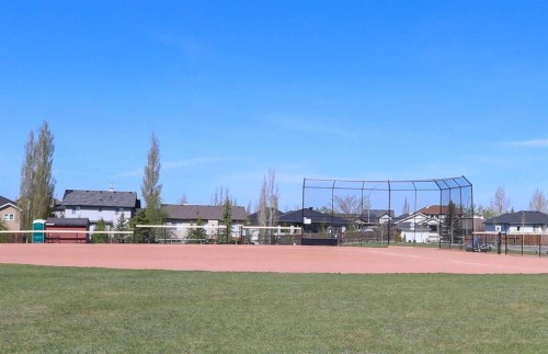 412 Highland Close, Strathmore, AB - Outdoor