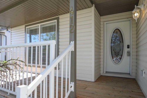 412 Highland Close, Strathmore, AB - Indoor