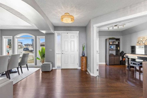 12 Arbour Estates Green Nw, Calgary, AB - Indoor Photo Showing Other Room