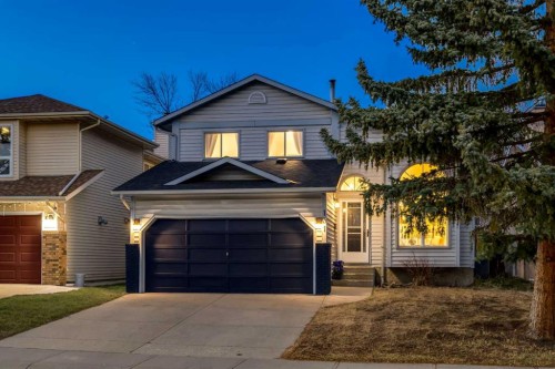 131 Deersaxon Circle Se, Calgary, AB 