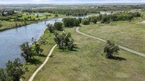 131 Deersaxon Circle Se, Calgary, AB 