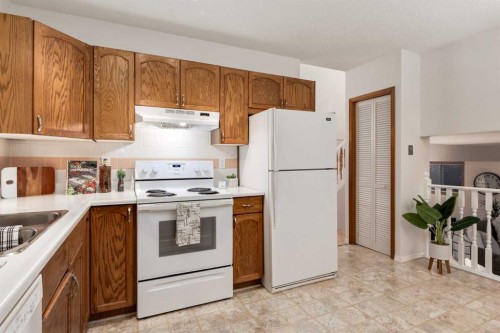 131 Deersaxon Circle Se, Calgary, AB 