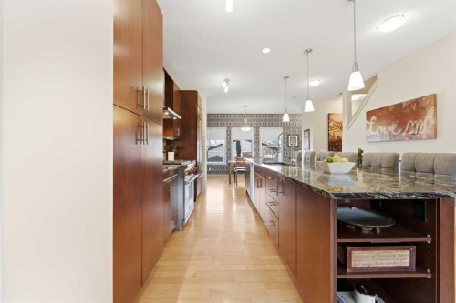 72 Evansdale Landing Nw, Calgary, AB - Indoor Photo Showing Kitchen With Upgraded Kitchen