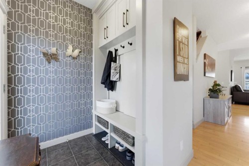 72 Evansdale Landing Nw, Calgary, AB - Indoor Photo Showing Other Room