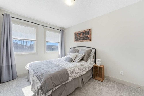 72 Evansdale Landing Nw, Calgary, AB - Indoor Photo Showing Bedroom