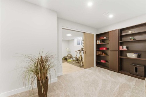 72 Evansdale Landing Nw, Calgary, AB - Indoor Photo Showing Other Room