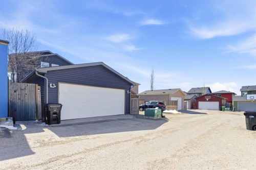 72 Evansdale Landing Nw, Calgary, AB - Outdoor