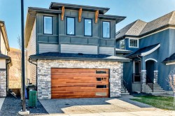 60 Cranbrook Cape SE Calgary, AB T3M 3L5
