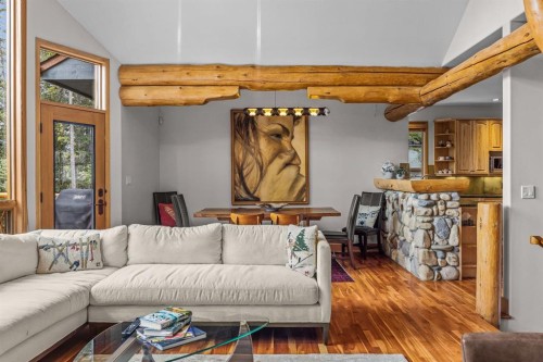 109 Silvertip Ridge, Canmore, AB - Indoor Photo Showing Living Room
