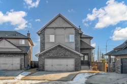 113 Aspen Stone Place SW Calgary, AB T3H 0H4